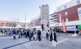 Le mur escalade mobile est une animation idéale pour mettre en valeur votre évènement et vos animations. C’est une animation originale, ludique et également tout public. Tout le monde le remarque grâce à son visuel et sa hauteur.