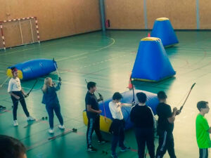 jeu activité tir et précision archery battle jeu challenge collectif id2loisirs