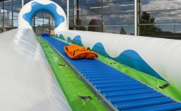 activite jeu gonflable piste de luge id2loisirs