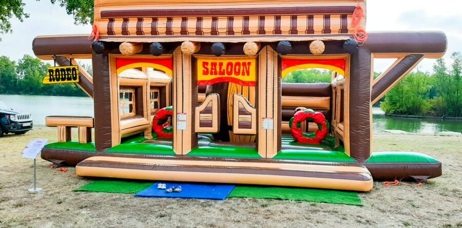 Complexe Saloon gonflable