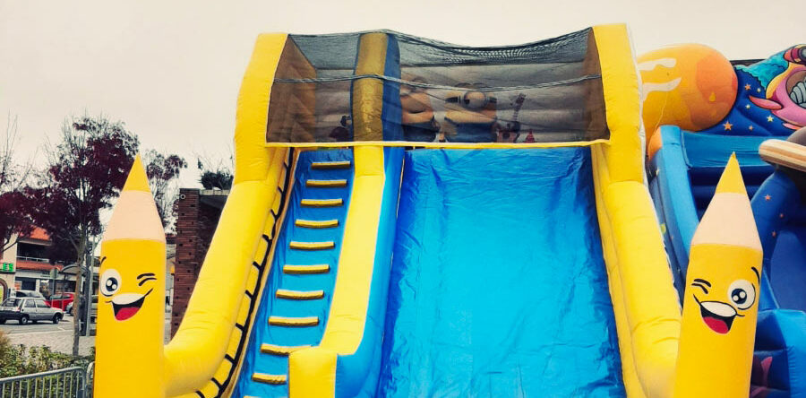 Toboggan Minions gonflable