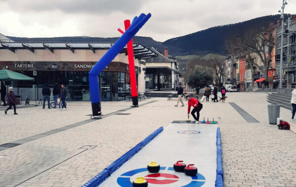 Curling piste synthétique