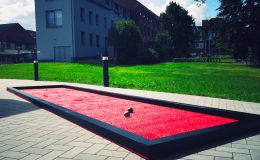 id2loisirs propose la location d’une piste de pétanque synthétique pour enfants, ados et adultes sur Toulouse et toute la France