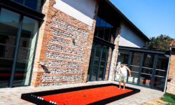 Pétanque terrain synthétique