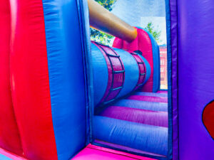 parcours gonflables jeux gonflables enfants id2loisirs