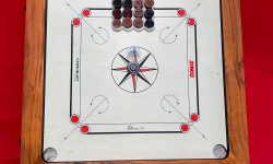 Jeu en bois carrom