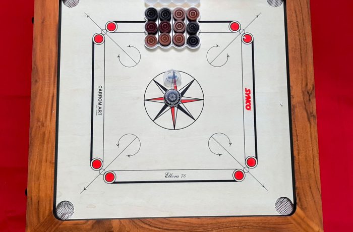 Jeu en bois carrom