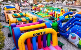 id2loisirs propose le parc de jeux gonflables avec tous types de jeux sélectionnables par vos soins pour les enfants, les ados et les adultes sur Toulouse et toute la France