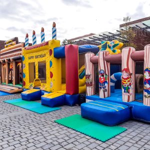 id2loisirs propose le parc de jeux gonflables avec tous types de jeux sélectionnables par vos soins pour les enfants, les ados et les adultes sur Toulouse et toute la France