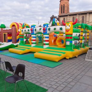 id2loisirs propose le parc de jeux gonflables avec tous types de jeux sélectionnables par vos soins pour les enfants, les ados et les adultes sur Toulouse et toute la France