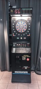 Jeu de fléchettes électroniques à la location chez id2loisirs pour les enfants et les adultes sur Toulouse et toute la France