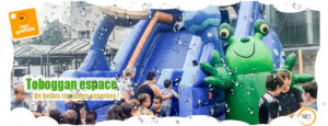 Ce toboggan gonflable Espace est assez impressionnant par sa taille mais convient bien aux enfants dès le plus jeune âge. L’esprit aventureux et intrépide de nos enfants prend très vite le pas sur les premières appréhensions